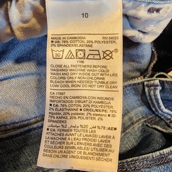 Old Navy Super Skinny Jeans - Picture 5 of 6